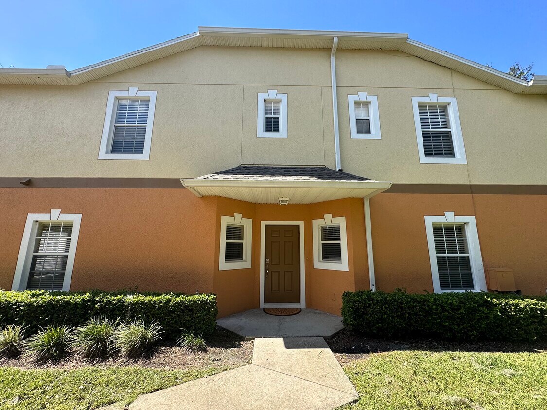 4244 Birch Pond Loop, Lakeland, FL 33812 Townhome Rentals in Lakeland
