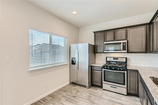 Building Photo - 176 Bosque Dr
