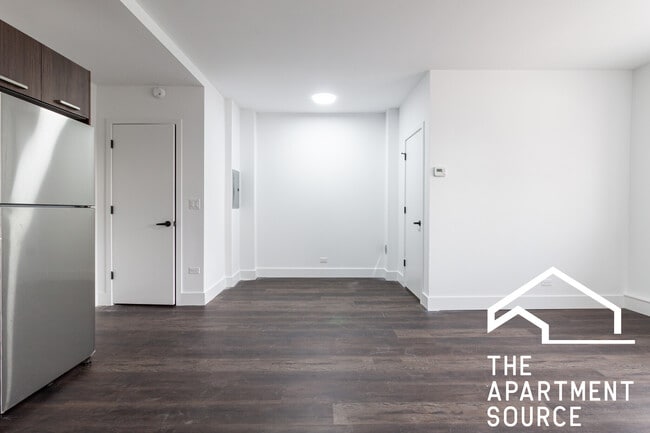 Foto del edificio - 1553 W Hollywood Ave