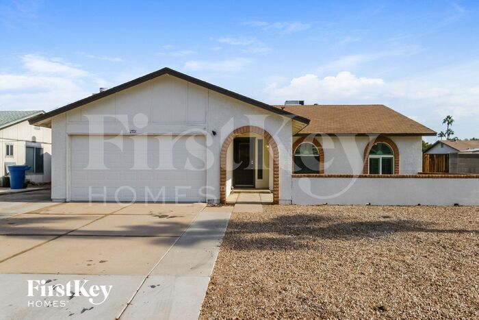 Foto principal - 2701 N Hartford St