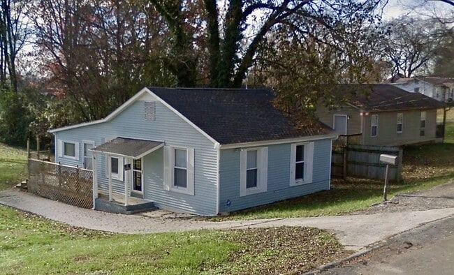 Foto del edificio - 2110 Brown Ave