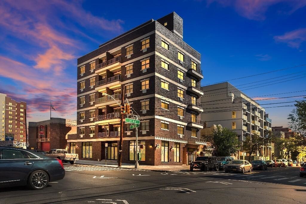 Foto principal - 2103 31st Ave