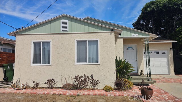 Foto principal - 1064 W 31st St