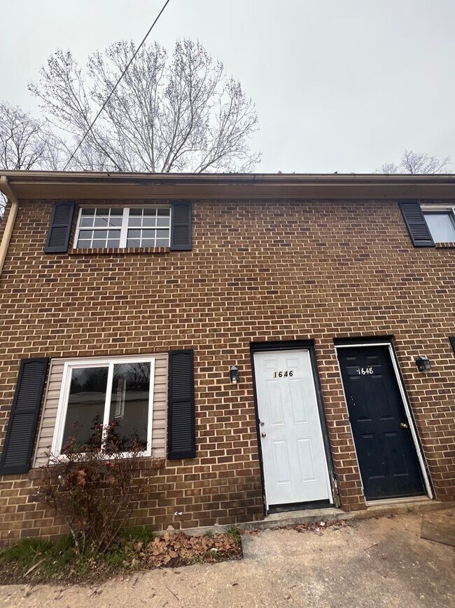 Foto del edificio - 1646-1648 Eastern Ave NE