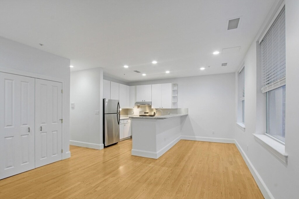 Foto principal - 140 Boylston St