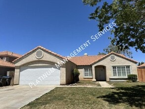 Building Photo - 1611 Kings Rd