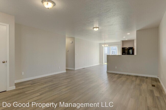 Building Photo - 3 br, 2 bath House - 13693 Key West St.