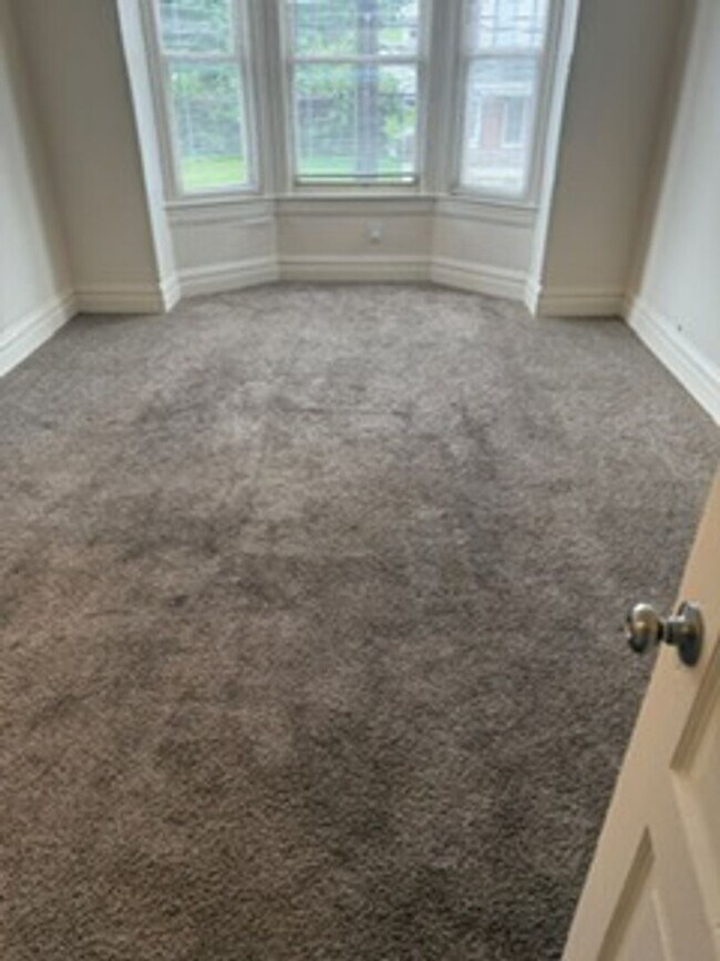 Foto del edificio - 1559 W King St