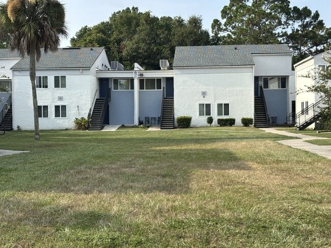 Building Photo - Beachwood Apartments