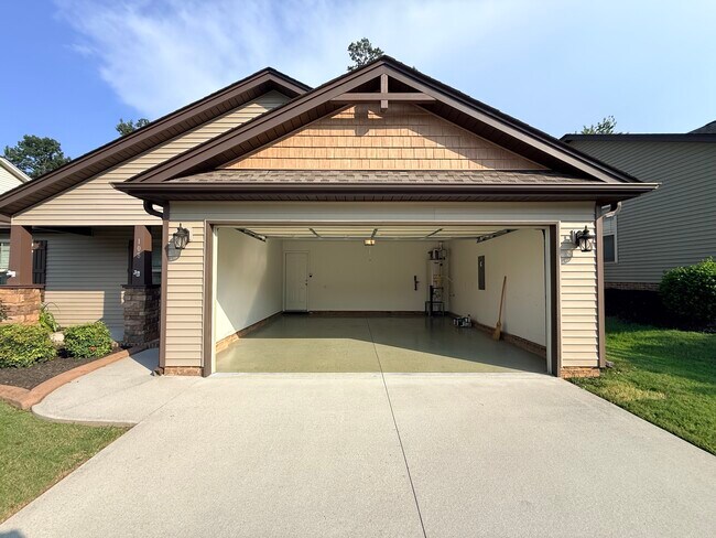 Foto del edificio - 108 Summerdale Dr
