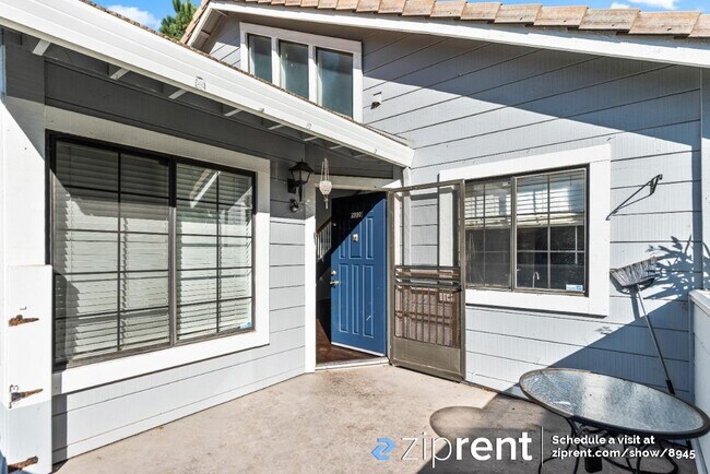 Building Photo - 2890 Buena Crest Ct