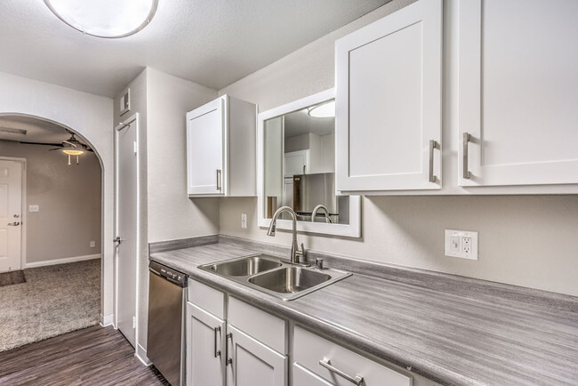 Building Photo - Agave Ridge