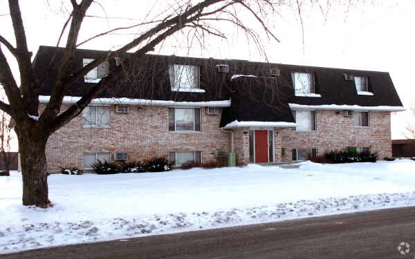 Primary Photo - Holiday Garden Apartments