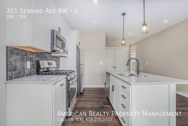 Foto del edificio - 301 Seward Ave NW