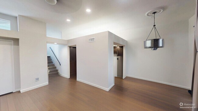 Foto del edificio - Beautiful 2-Bed/2-Bath Condo