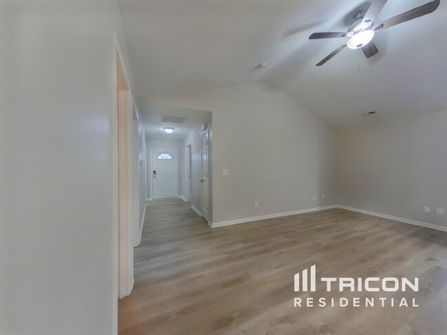 Foto del edificio - 1012 Valley Ridge Rd