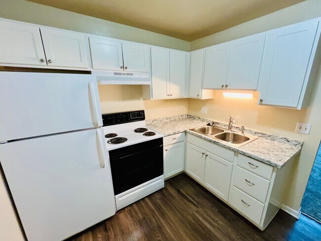 Interior Photo - 25gr