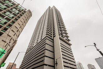 Building Photo - 235 W Van Buren St