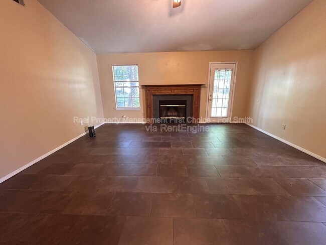 Foto del edificio - 2106 Breckenridge Terrace