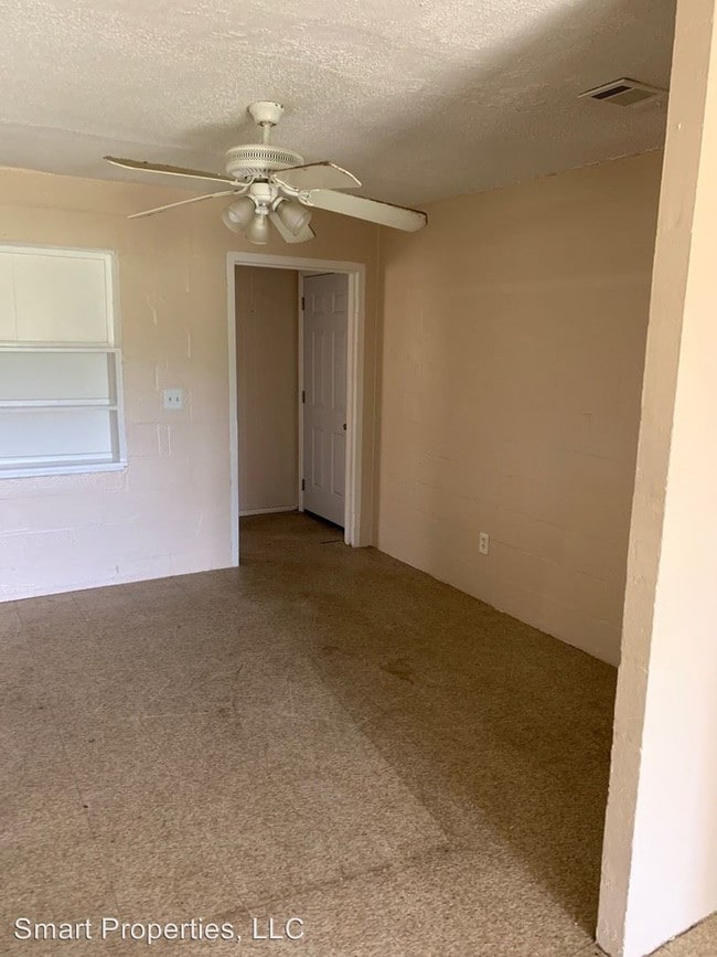 Building Photo - 3 br, 1 bath House - 312 3rd Terrace SW