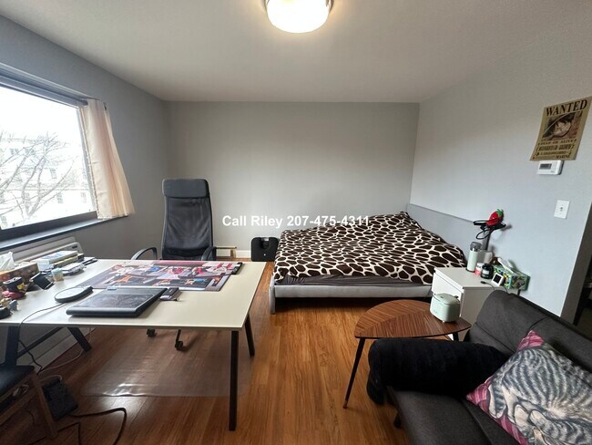 Foto del edificio - 35 Glencoe St