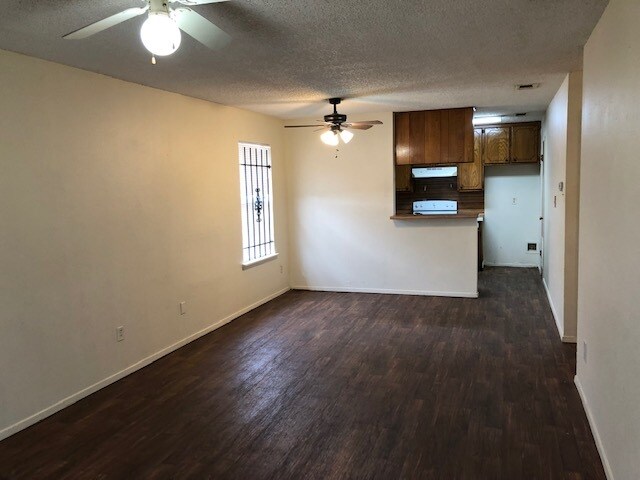 Foto del edificio - 2815 W Shaw St