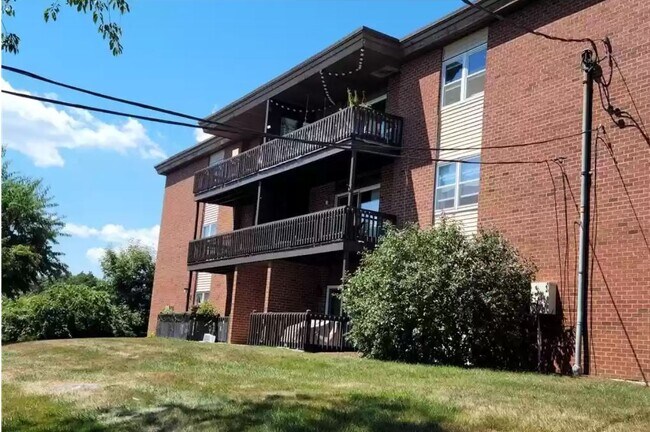 Foto del edificio - 106 Balance Rock Rd