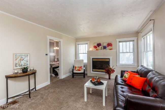 Building Photo - 2 br, 2 bath House - 2614 W Liberty Ave