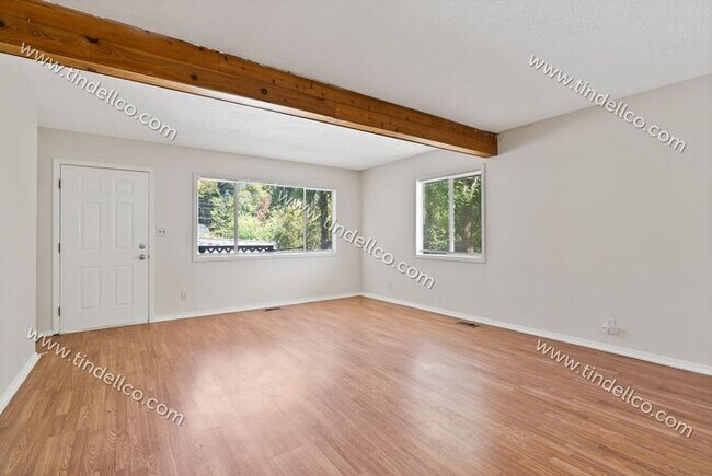 Building Photo - Darling Two Bedroom With Large Fenced Yard...