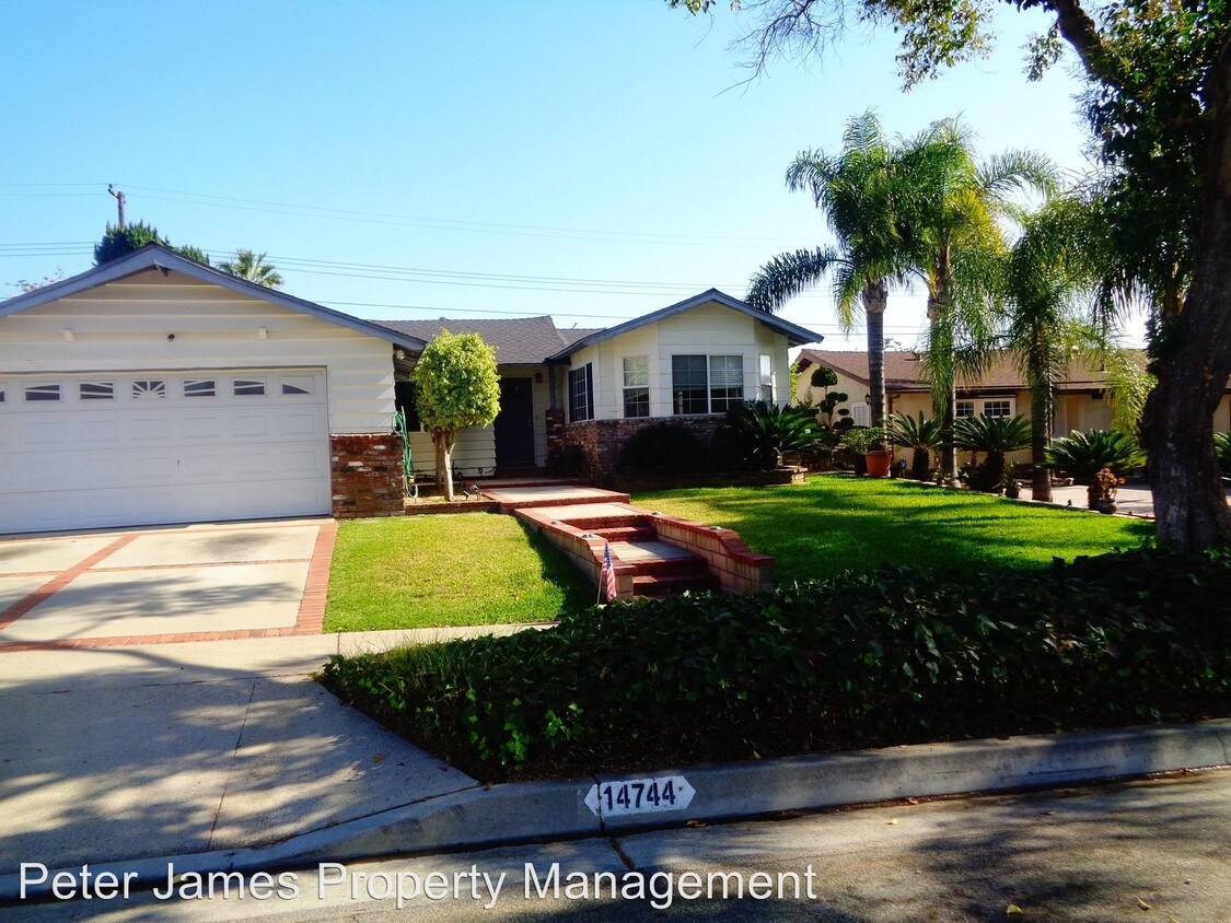 Primary Photo - 3 br, 2 bath House - 14744 Grayville Drive