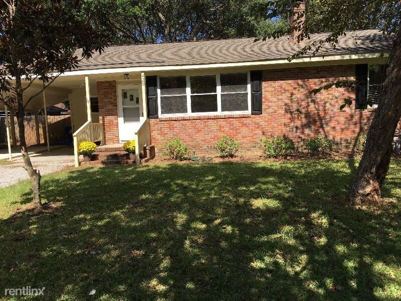 Primary Photo - 3 br, 2 bath House - 426 Hobcaw Dr