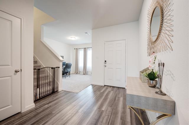 Foto del edificio - 13300 Ridings Dr