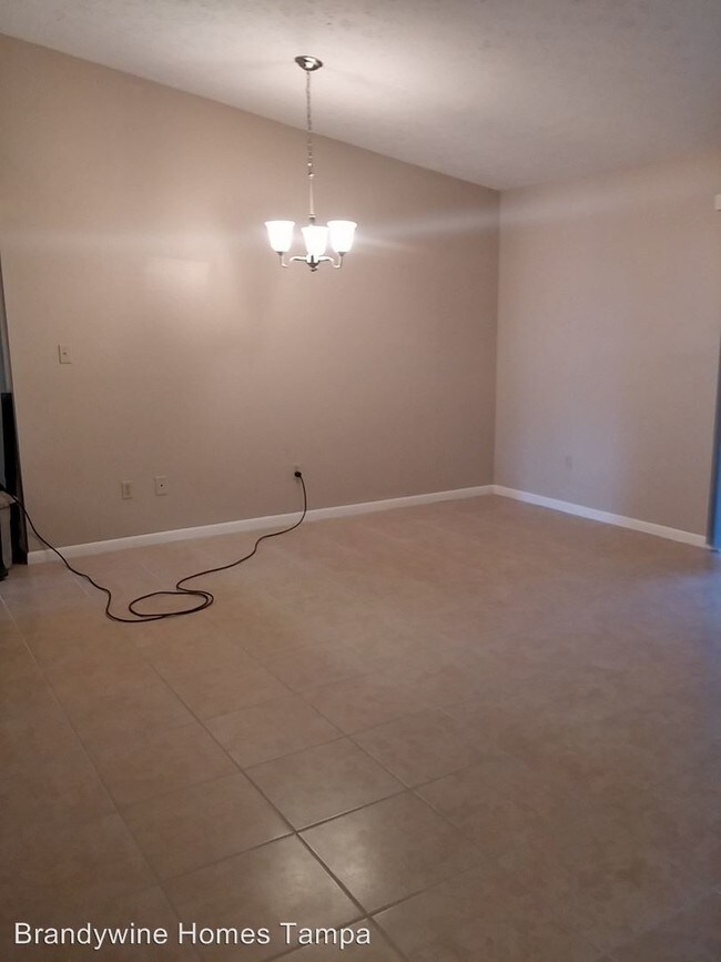 Building Photo - 3 br, 2 bath House - 2712 Manor Hill Drive