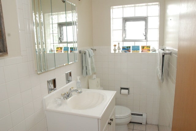 Building Photo - 640 56th Pl