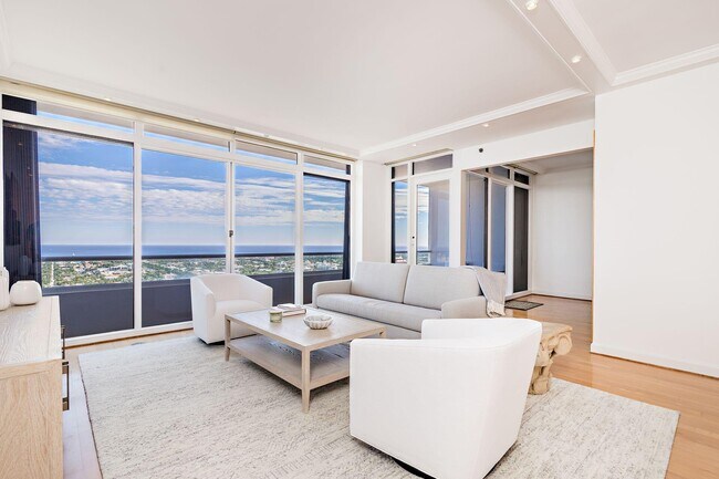 Foto del edificio - 529 S Flagler Dr