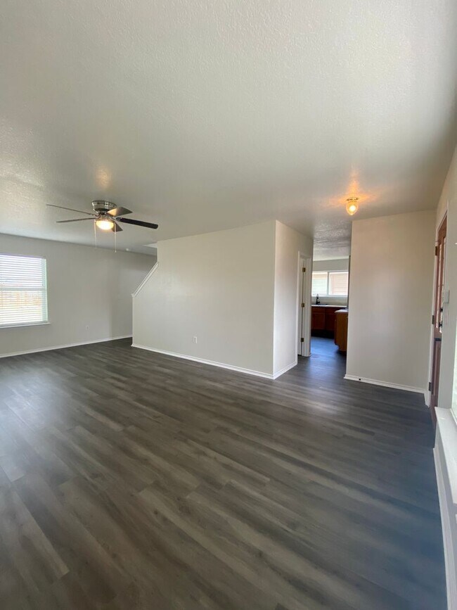 Building Photo - 11215 Dublin Trace