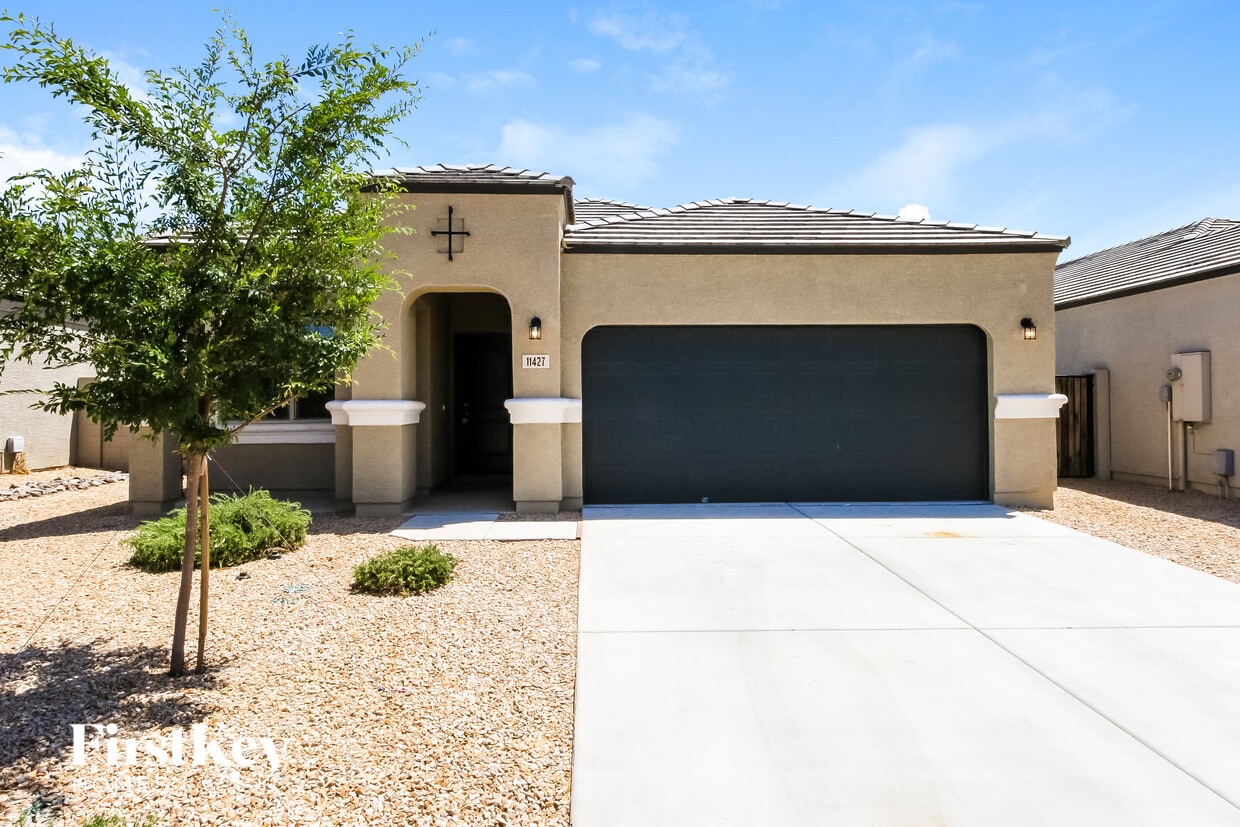 Foto principal - 11427 E Wallflower Ln