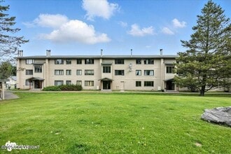 Building Photo - 305 Donna Dr
