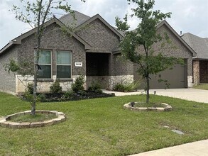 Building Photo - 1412 Chestnut Cove Dr