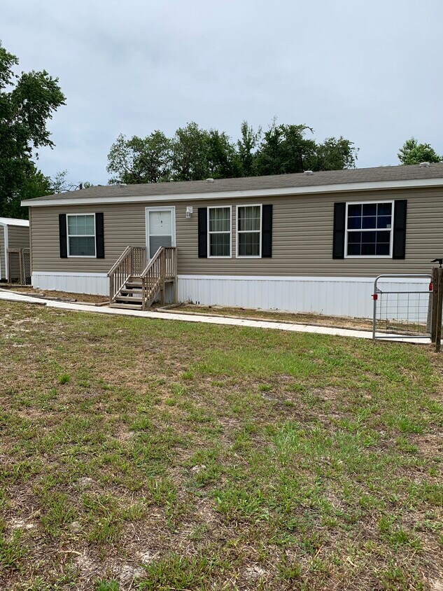 3/2 in country setting in Lake County, 1,... House for Rent in