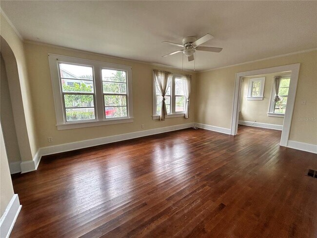 Foto del edificio - 785 19th Ave N