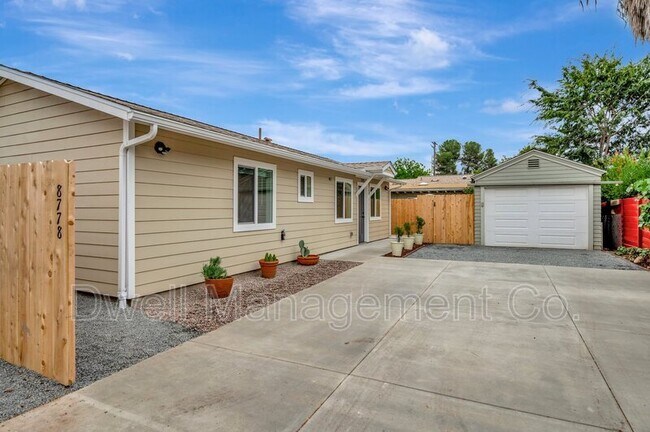 Foto del edificio - 8778 Jefferson Ave