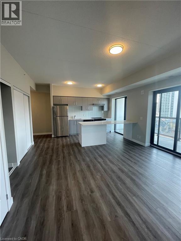 Photo du bâtiment - 15 Queen St S