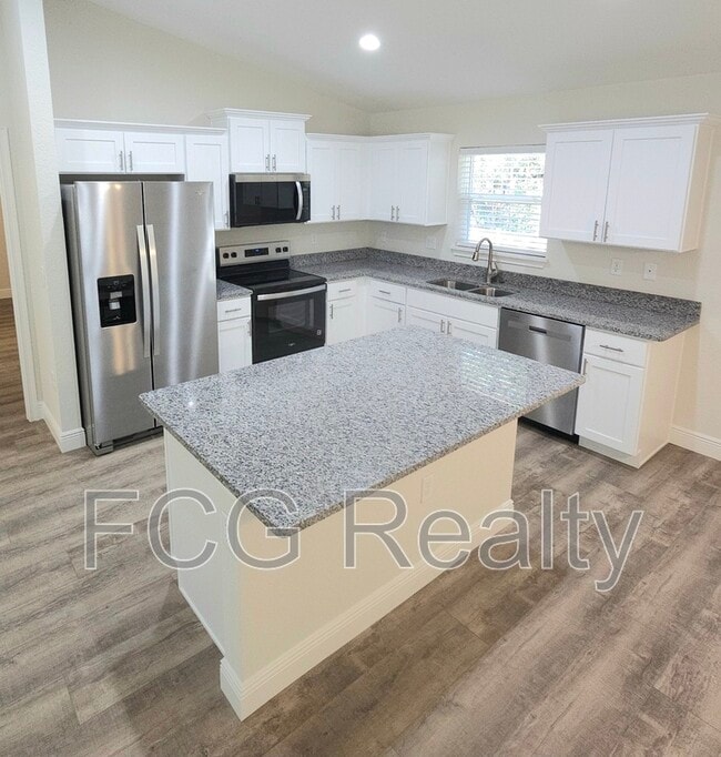 Foto del edificio - 10663 N Adler Dr