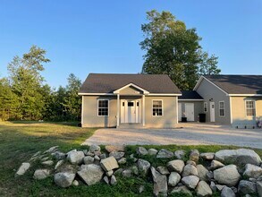 Building Photo - 144 Buttonbush Ln
