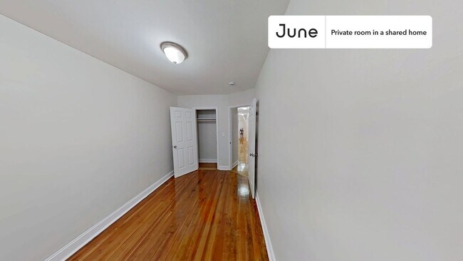 Building Photo - Private bedroom in 4 bed/1 bath Home