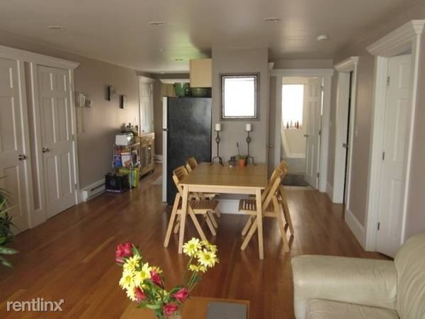 Foto del edificio - 2 br, 1 bath  - 300 Main St
