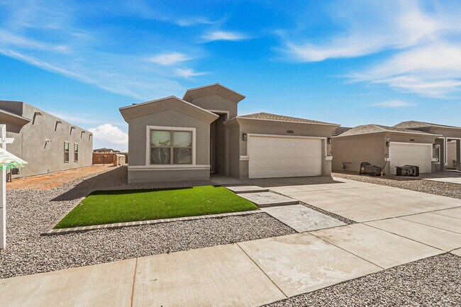 Foto del edificio - 15052 Destination Ave