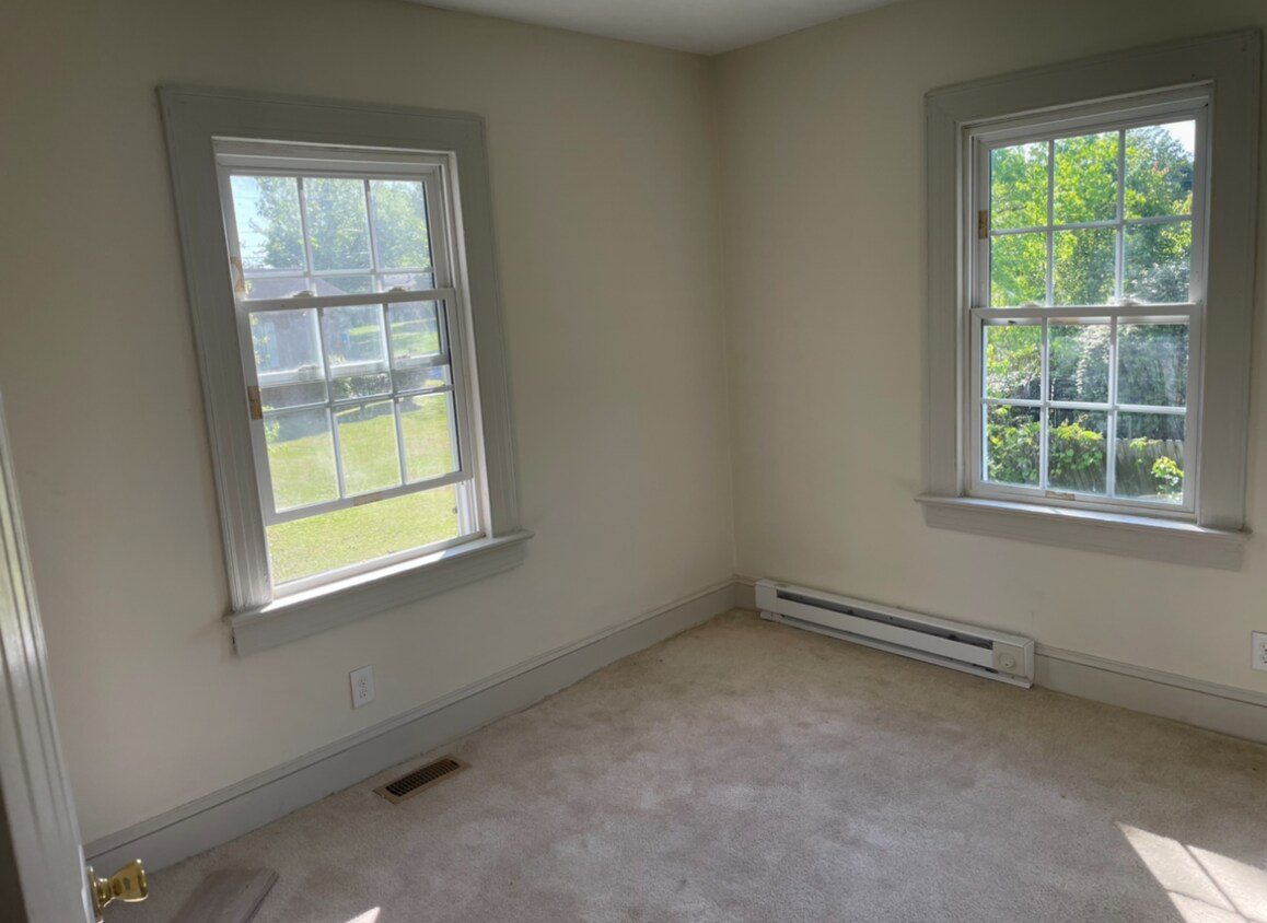 Sala de estar - 1711 Lincoln Dr