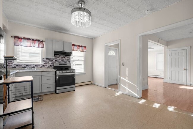 Building Photo - 25 Salem St